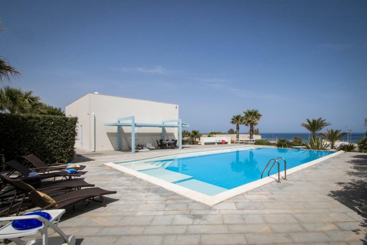 Villa Afrodite | Luxury Villa And Pool Кустоначи Экстерьер фото